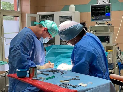 Urolog Paweł Winczakiewicz